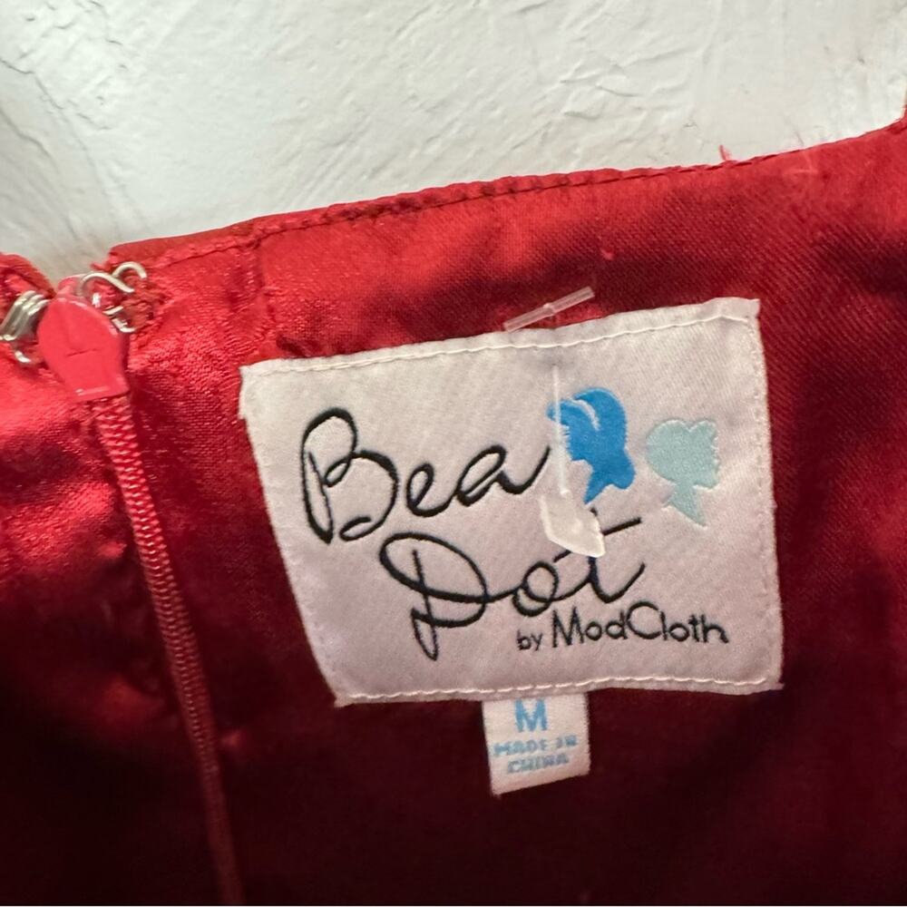 ModCloth Bea Dot Blockade Party Fit & Flare Dress Womens M Red Retro Sleeveless - Picture 7 of 15